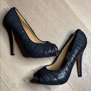 Badgley Mischka Black Peep-Toe High Heels - Shimmer Y2K